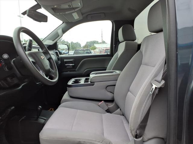 Photo of 2017 Graphite Metallic Chevrolet Silverado 1500