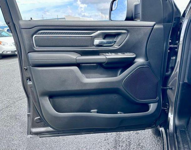 Photo of 2026 Granite Crystal Metallic Clearcoat RAM 1500