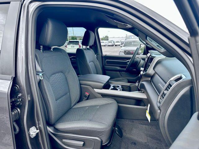 Photo of 2026 Granite Crystal Metallic Clearcoat RAM 1500