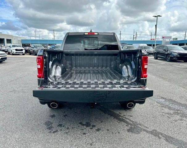 Photo of 2026 Granite Crystal Metallic Clearcoat RAM 1500