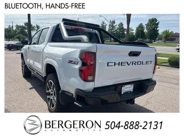 Photo of 2024 Summit White Chevrolet Colorado