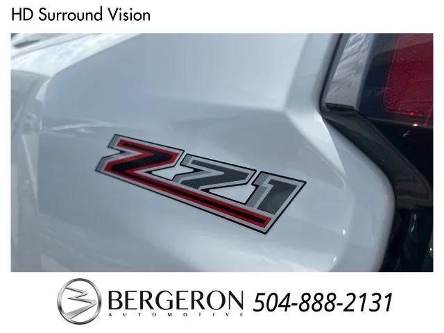 Photo of 2024 Summit White Chevrolet Colorado