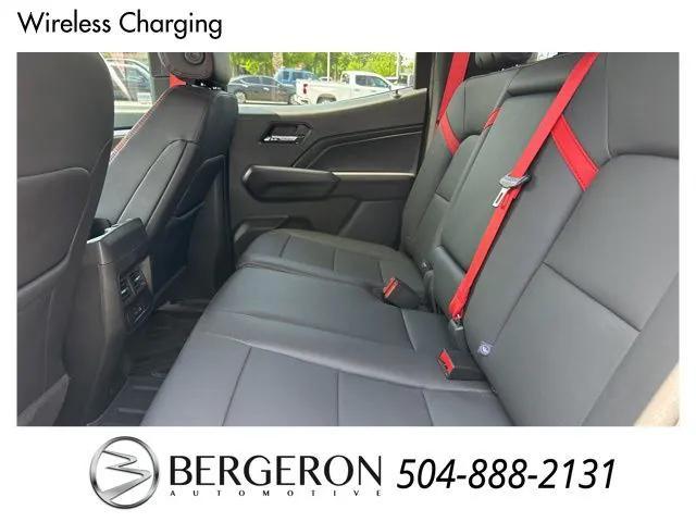 Photo of 2024 Summit White Chevrolet Colorado