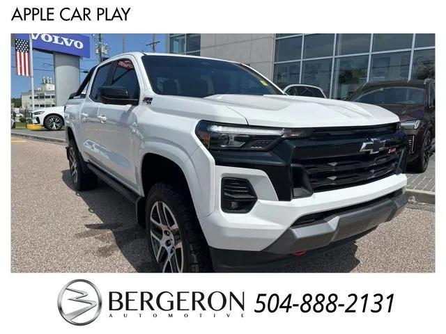 Photo of 2024 Summit White Chevrolet Colorado