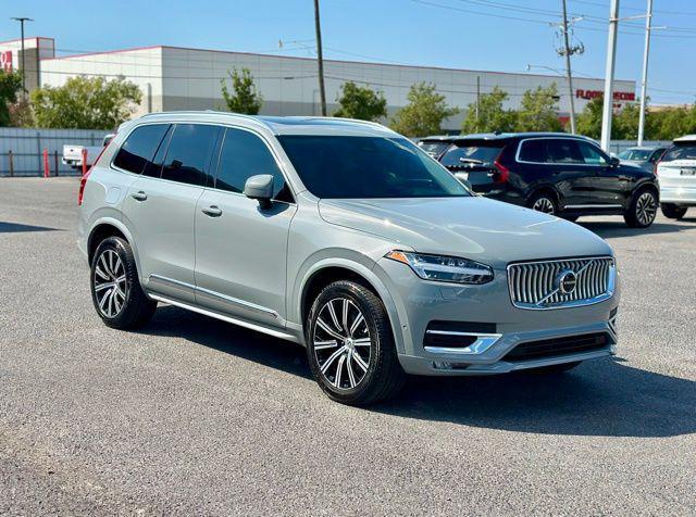 Photo of 2024 Vapour Grey Metallic Volvo XC90