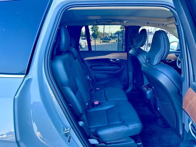 Photo of 2024 Vapour Grey Metallic Volvo XC90