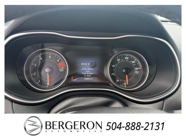 Photo of 2023 Diamond Black Crystal Pearlcoat Jeep Cherokee