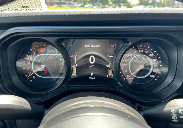 Photo of 2025 Bright White Clearcoat Jeep Wrangler