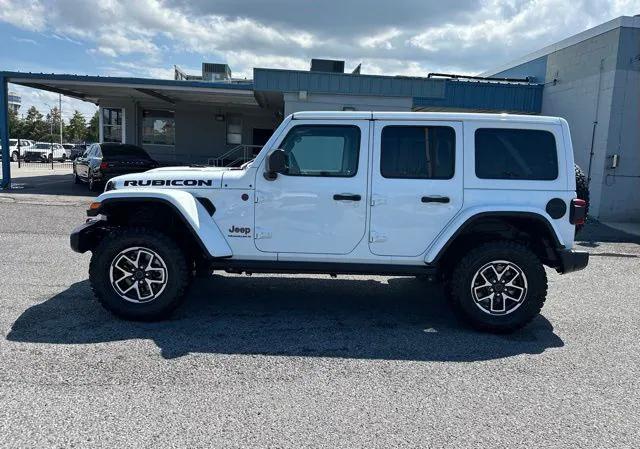 Photo of 2025 Bright White Clearcoat Jeep Wrangler