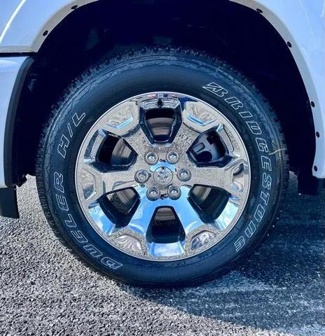 Photo of 2026 Bright White Clearcoat RAM 1500