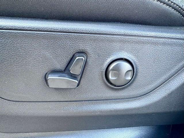 Photo of 2026 Bright White Clearcoat RAM 1500