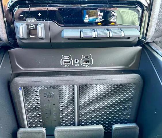 Photo of 2026 Bright White Clearcoat RAM 1500