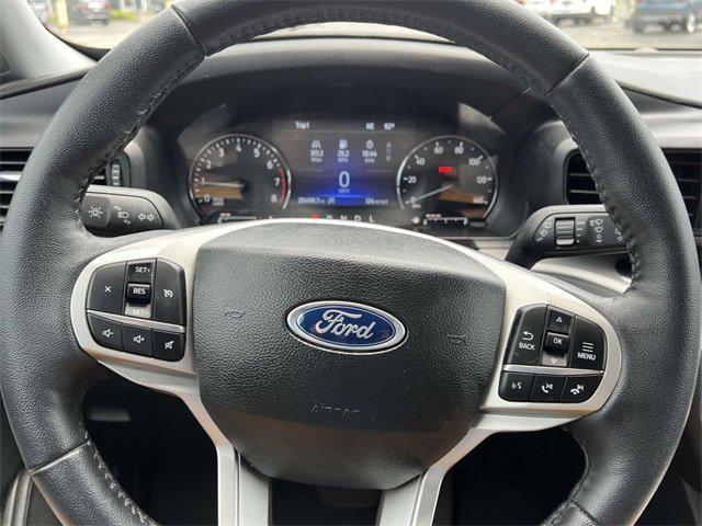 Photo of 2023 ICONIC SILVER METALLIC Ford Explorer