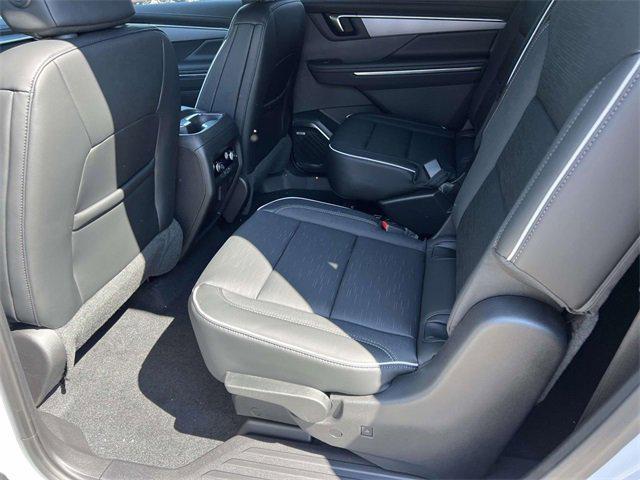Photo of 2026 iridescent white tricoat Buick Enclave
