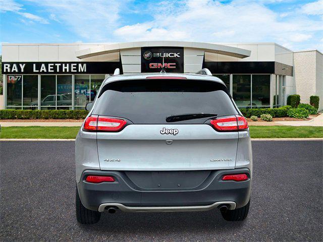 Photo of 2014 Billet Silver Metallic Clearcoat Jeep Cherokee
