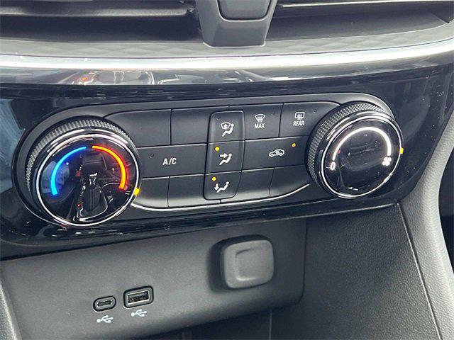 Photo of 2025 Ebony Twilight Metallic Buick Encore GX