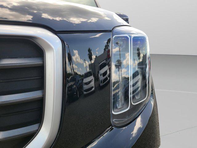 Photo of 2023 Ebony Black Kia Telluride