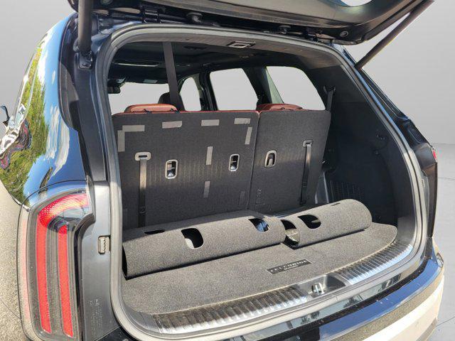 Photo of 2023 Ebony Black Kia Telluride