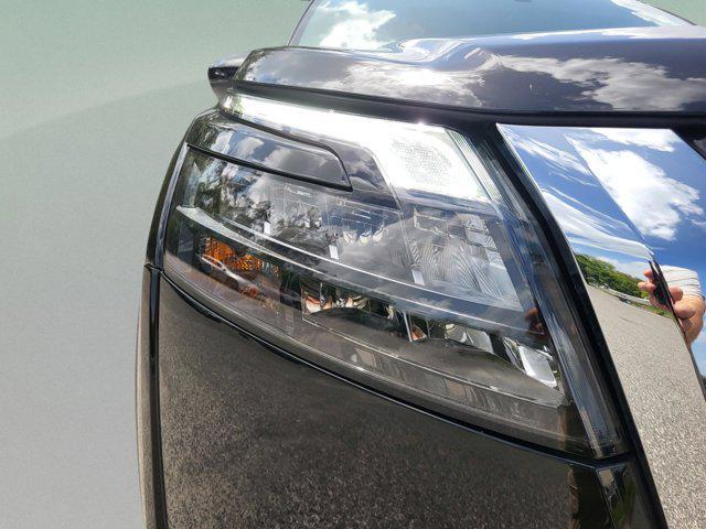 Photo of 2024 Super Black Nissan Pathfinder