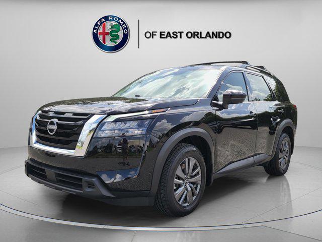 Photo of 2024 Super Black Nissan Pathfinder