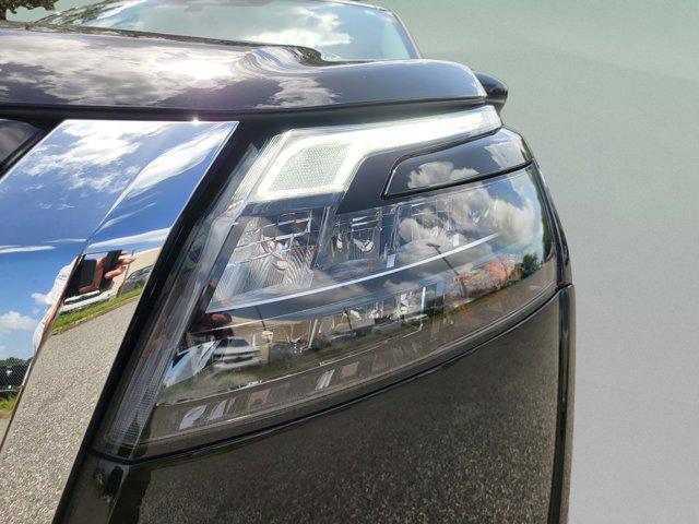 Photo of 2024 Super Black Nissan Pathfinder