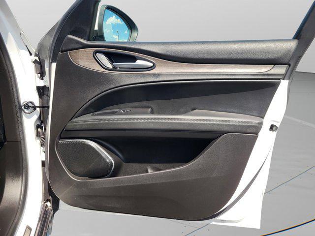 Photo of 2022 Alfa White Alfa Romeo Stelvio