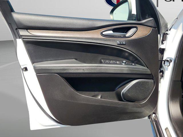 Photo of 2022 Alfa White Alfa Romeo Stelvio