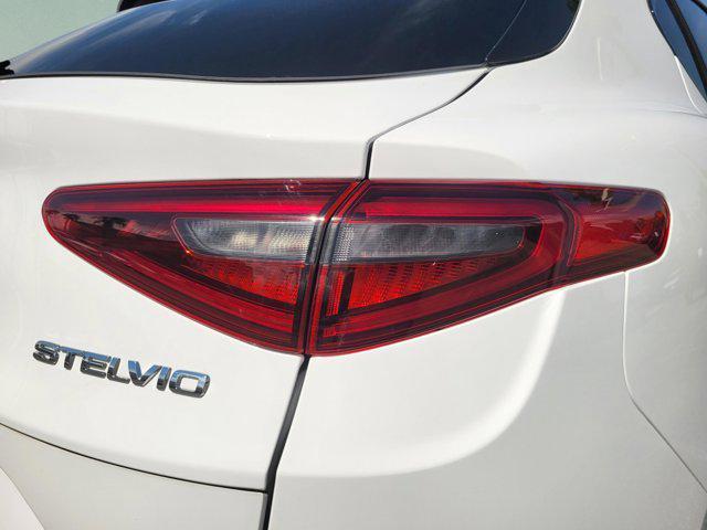 Photo of 2022 Alfa White Alfa Romeo Stelvio