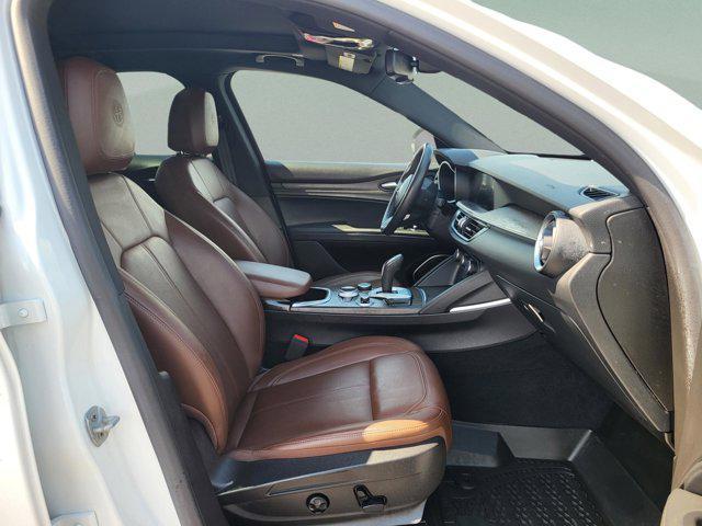 Photo of 2022 Alfa White Alfa Romeo Stelvio