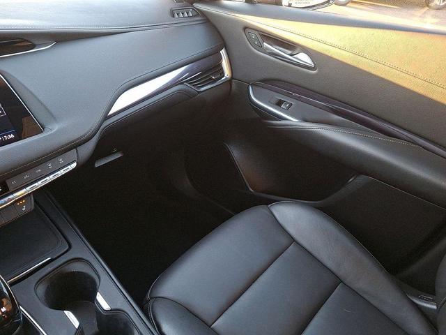 Photo of 2022 Galactic Gray Metallic Cadillac XT4