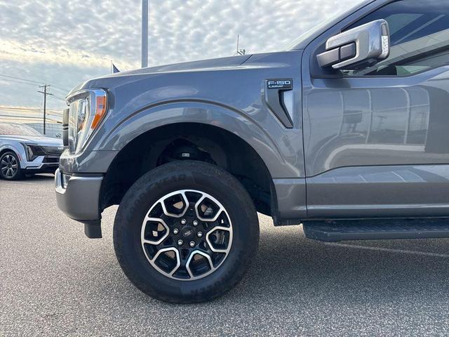 Photo of 2022 Carbonized Gray Metallic Ford F-150