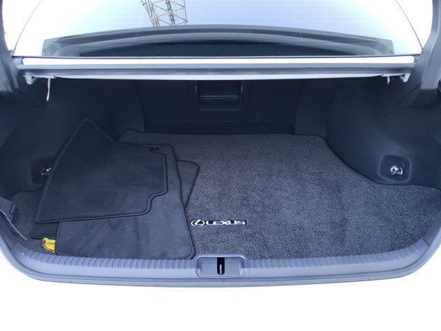Photo of 2024 Eminent White Pearl Lexus ES 350