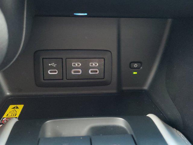 Photo of 2023 Coastal Gray Metallic Toyota Venza