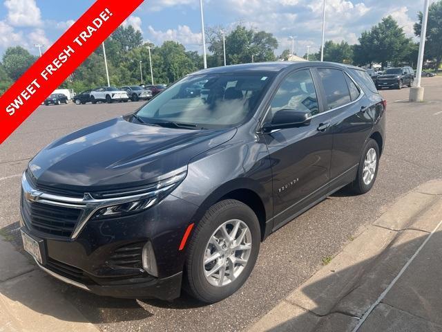 Photo of 2022 Gray Chevrolet Equinox