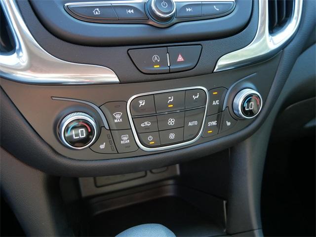 Photo of 2022 Blue Glow Metallic Chevrolet Equinox