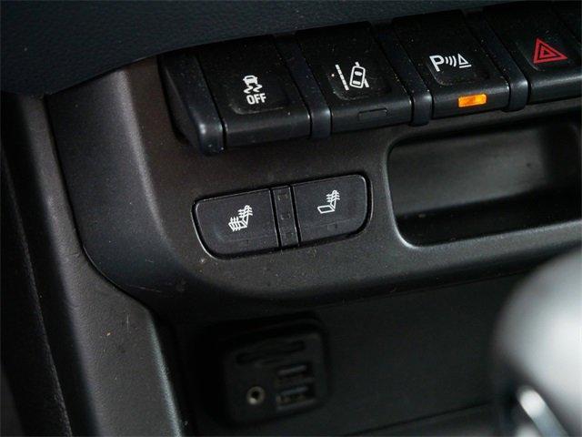 Photo of 2022 Black Chevrolet Colorado