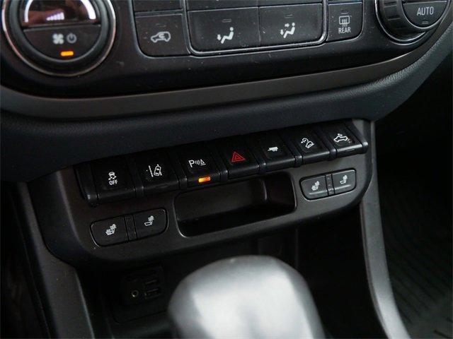 Photo of 2022 Black Chevrolet Colorado