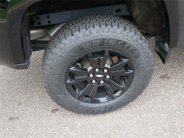 Photo of 2022 Black Chevrolet Colorado