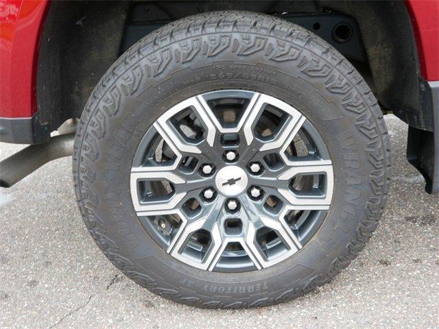 Photo of 2024 Radiant Red Chevrolet Colorado