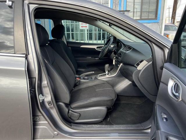 Photo of 2015 Gun Metallic Nissan Sentra