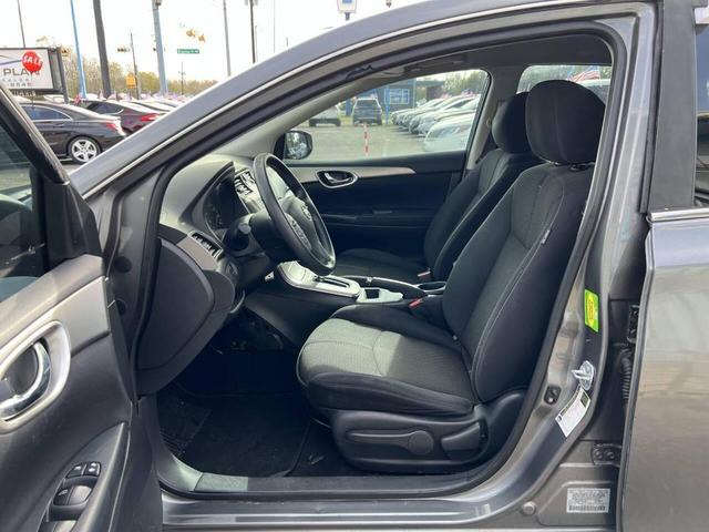 Photo of 2015 Gun Metallic Nissan Sentra