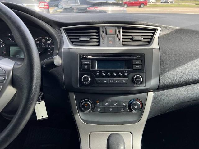 Photo of 2015 Gun Metallic Nissan Sentra
