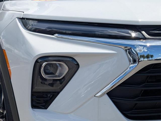 Photo of 2026 Summit White Chevrolet Trailblazer