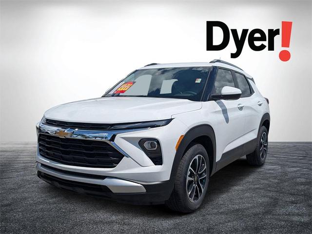 Photo of 2026 Summit White Chevrolet Trailblazer