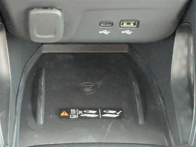 Photo of 2026 Summit White Chevrolet Trailblazer