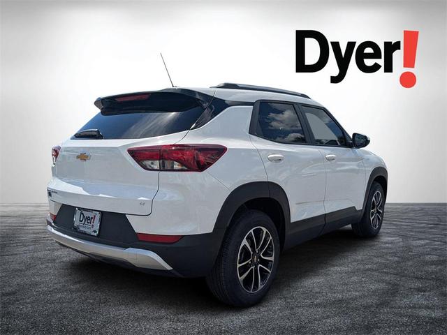 Photo of 2026 Summit White Chevrolet Trailblazer
