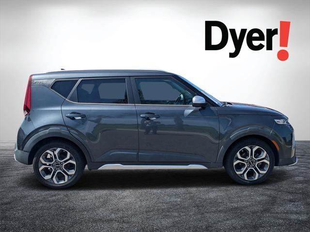Photo of 2022 Gravity Gray Kia Soul