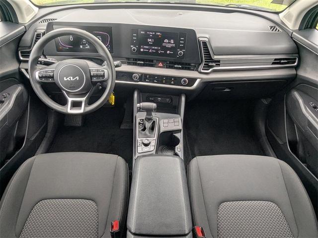 Photo of 2024 Gravity Gray Kia Sportage