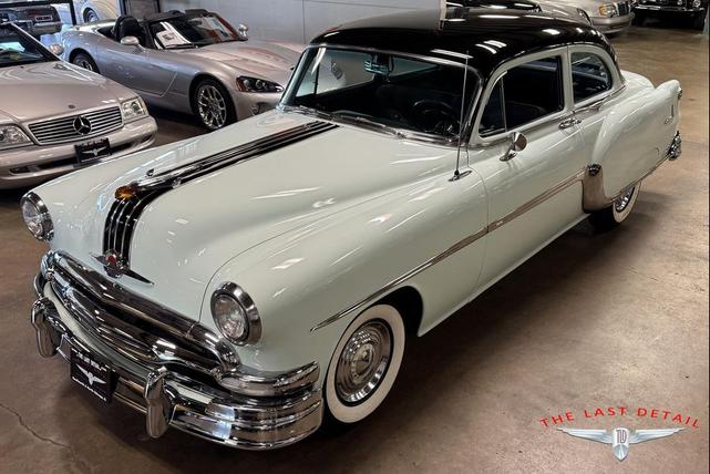 Photo of 1954 Shannon Green / Raven Black Pontiac Chieftain