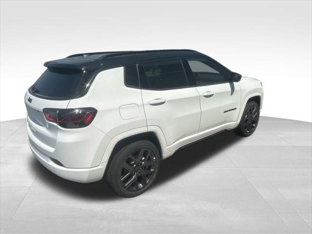 Photo of 2025 Bright White Clearcoat Jeep Compass